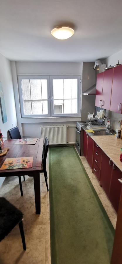 Hamdije Lägenhet SJJ Exteriör bild
